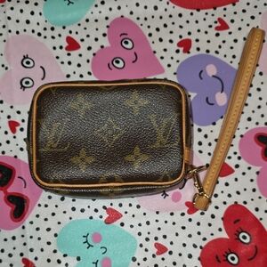 Louis Vuitton Trouse WAPPITY Monogram POUCH